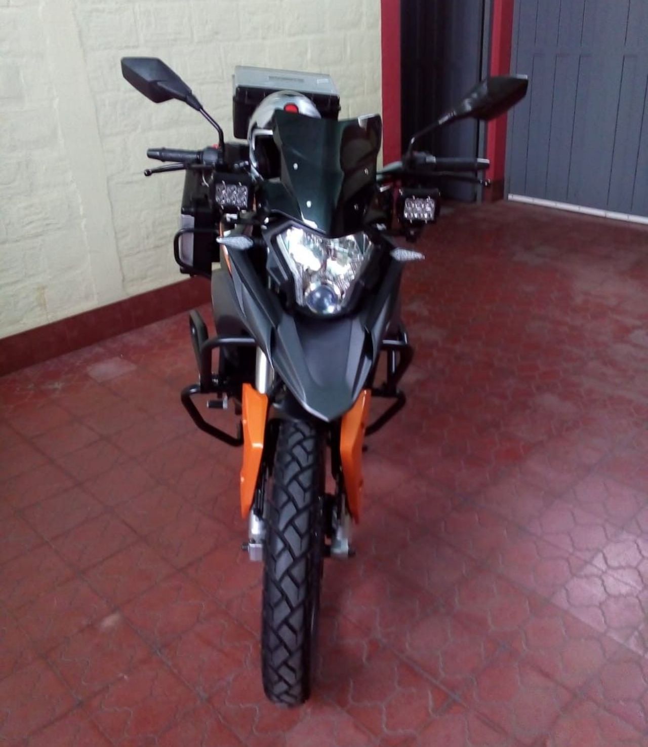 Corven Triax Usada en Mendoza, deRuedas