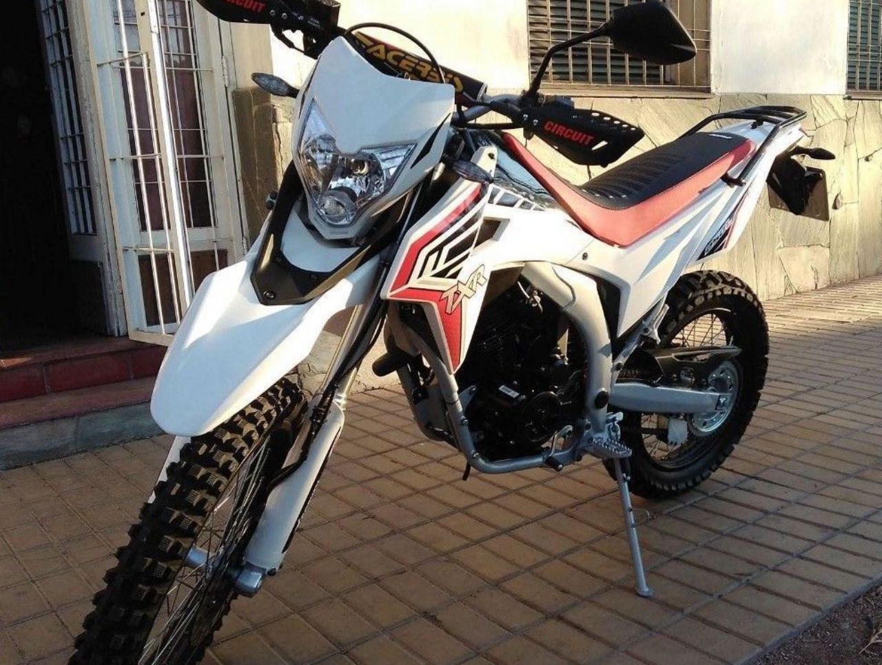 Corven Triax Usada en Mendoza, deRuedas