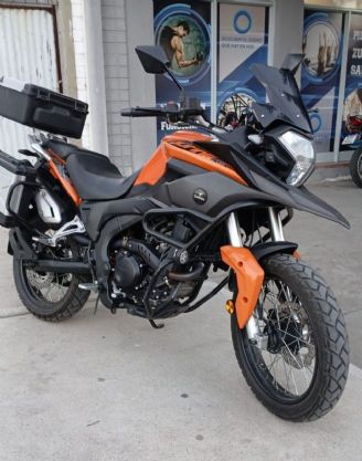 Corven Triax Usada en Mendoza