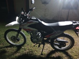 Corven Triax Usada en San Juan