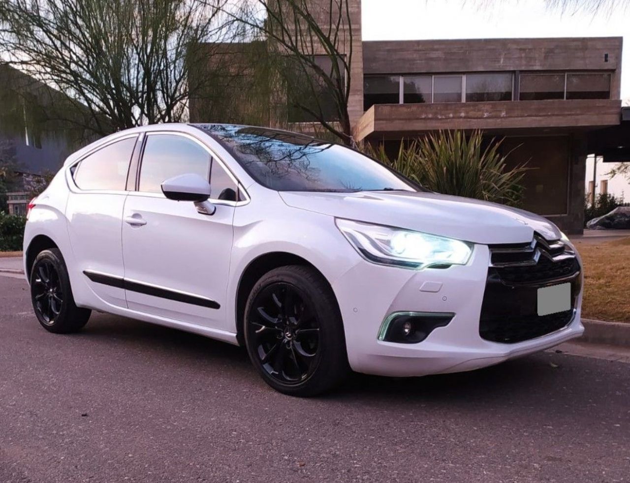 DS DS4 Usado en Córdoba, deRuedas