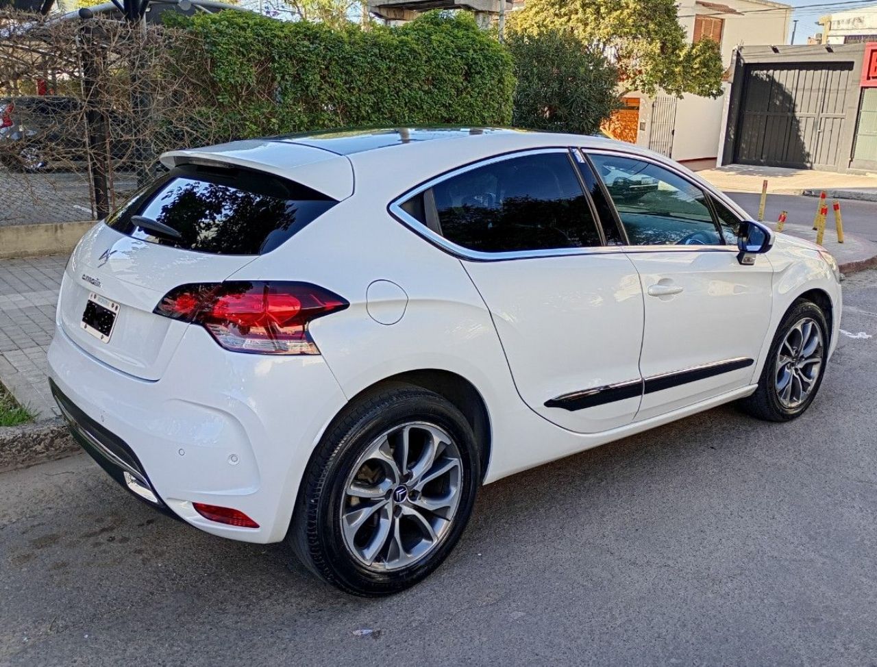 DS DS4 Usado en Córdoba, deRuedas