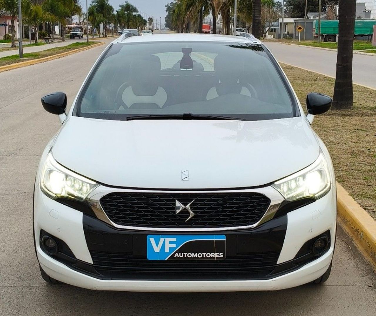 DS DS4 Usado en Córdoba, deRuedas