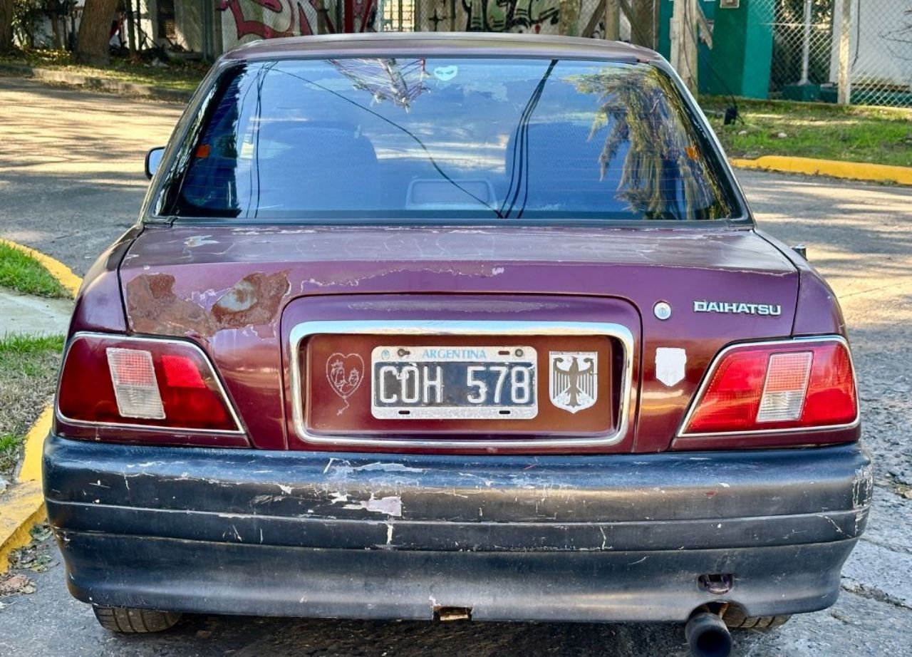 Daihatsu Applause Usado en Buenos Aires, deRuedas