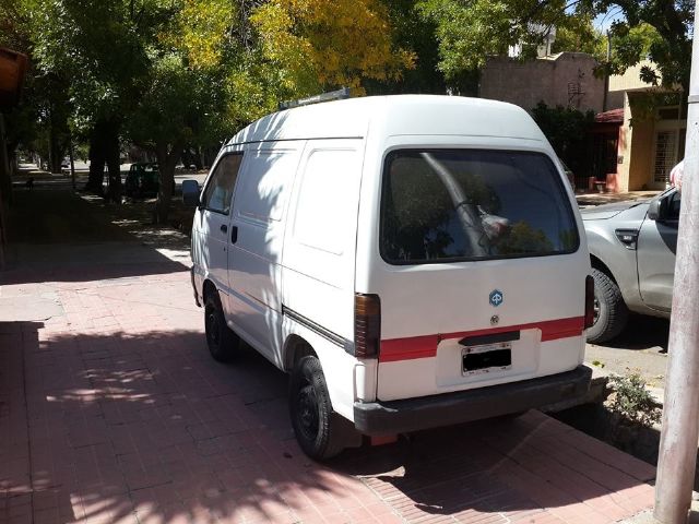 Daihatsu Hijet Usada en Mendoza, deRuedas