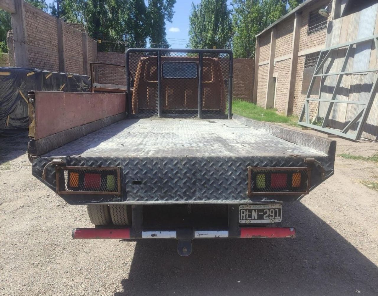 Daihatsu L100 Usada en Mendoza, deRuedas
