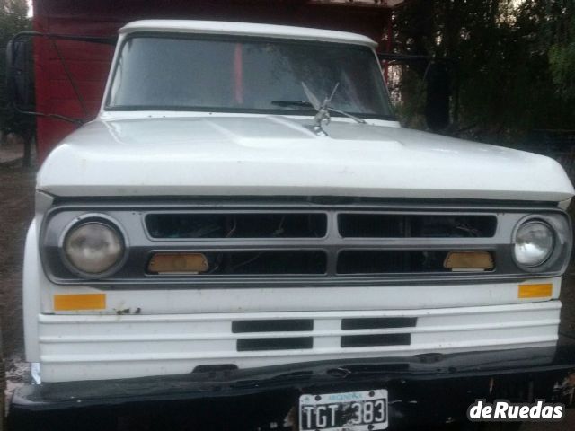 Dodge 600 Usado en Mendoza, deRuedas
