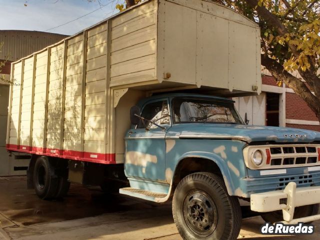 Dodge 600 Usado en Mendoza, deRuedas