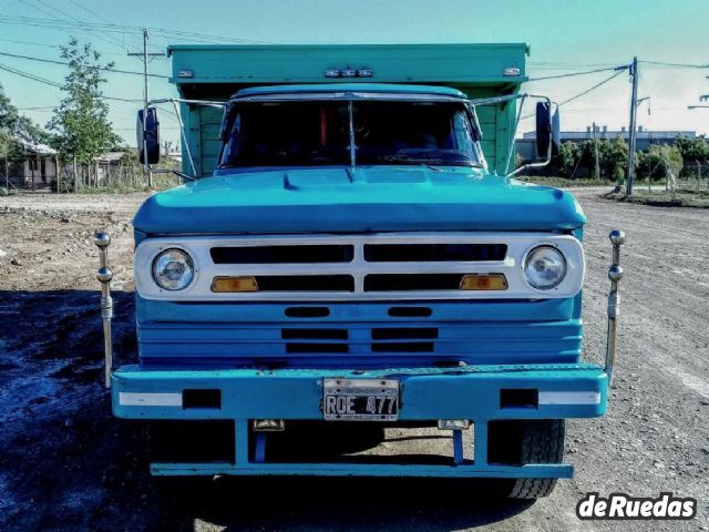 Dodge 600 Usado en Mendoza, deRuedas