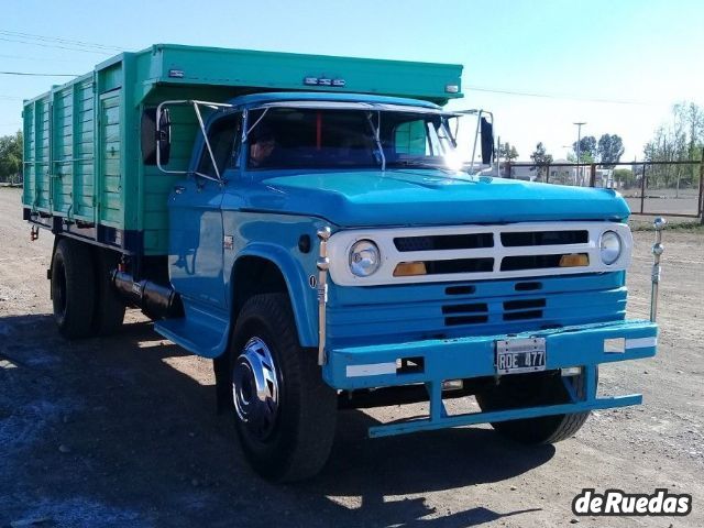 Dodge 600 Usado en Mendoza, deRuedas
