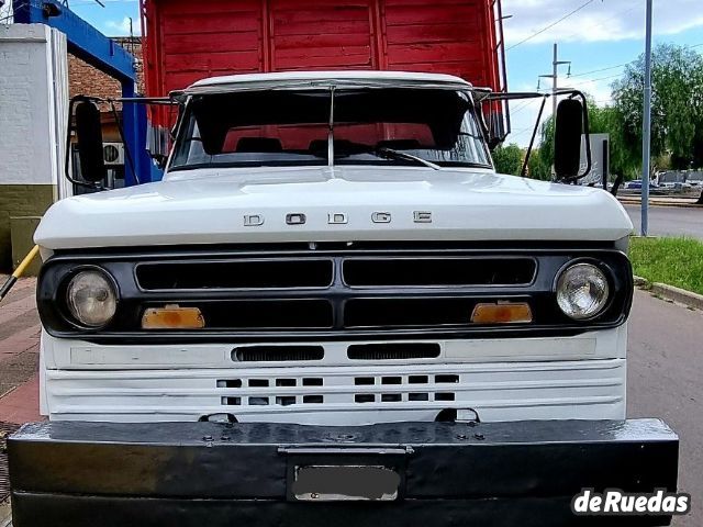 Dodge 600 Usado en Mendoza, deRuedas