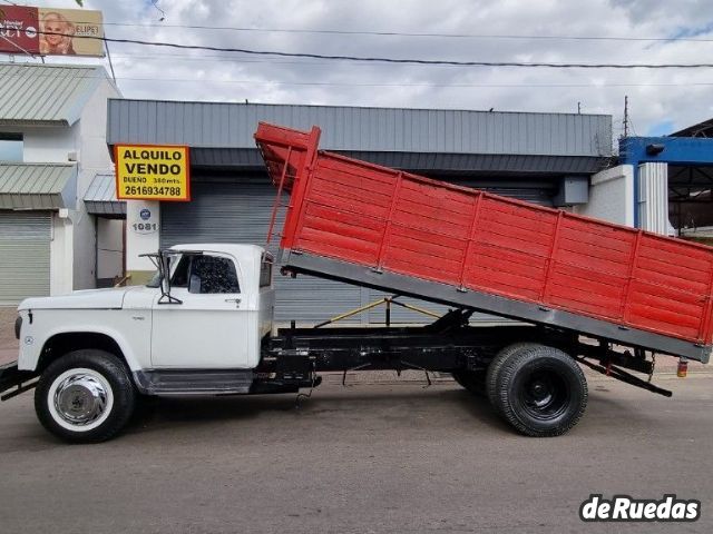 Dodge 600 Usado en Mendoza, deRuedas