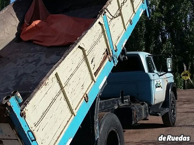Dodge 800 Usado en Mendoza, deRuedas