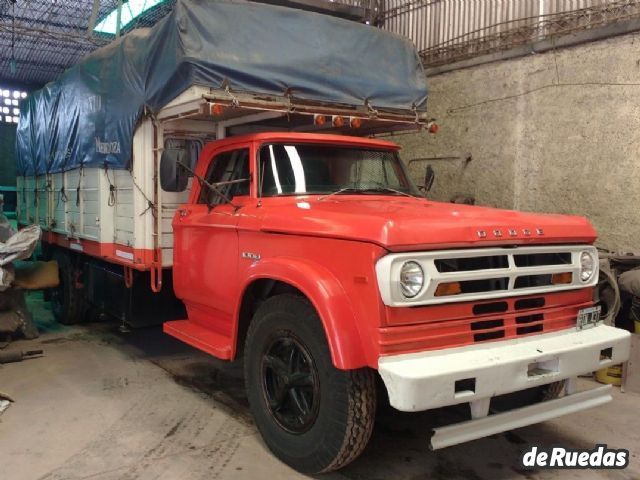 Dodge 800 Usado en Mendoza, deRuedas