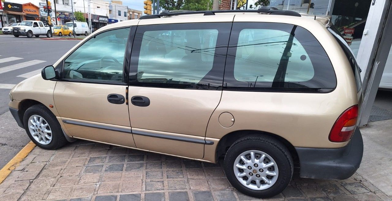 Dodge Caravan Usado en Córdoba, deRuedas