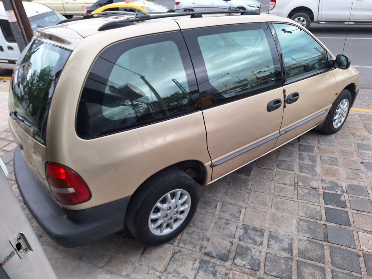 Dodge Caravan Usado en Córdoba, deRuedas