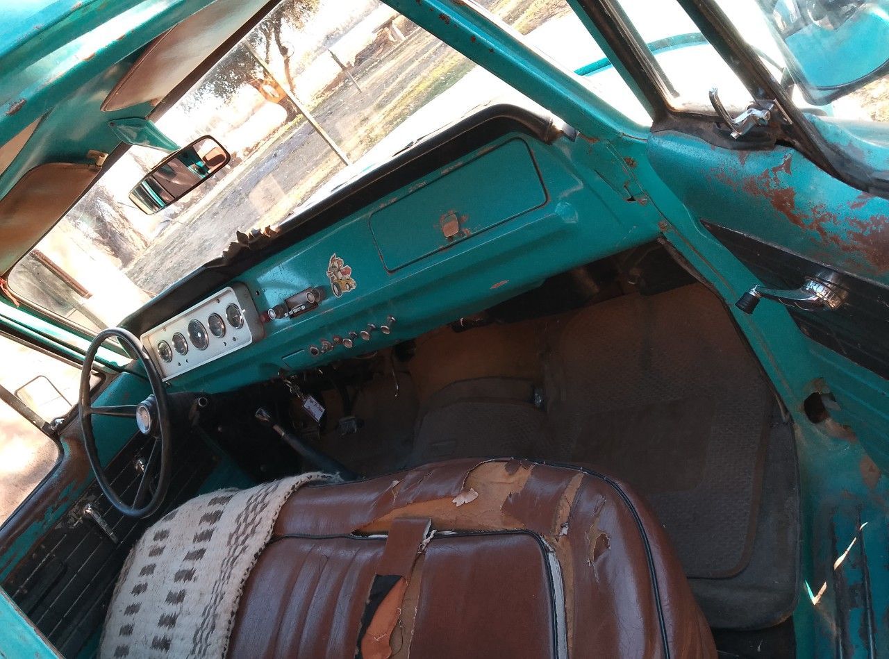 Dodge D Usada en Mendoza, deRuedas