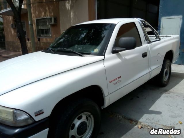 Dodge Dakota Usada en Mendoza, deRuedas