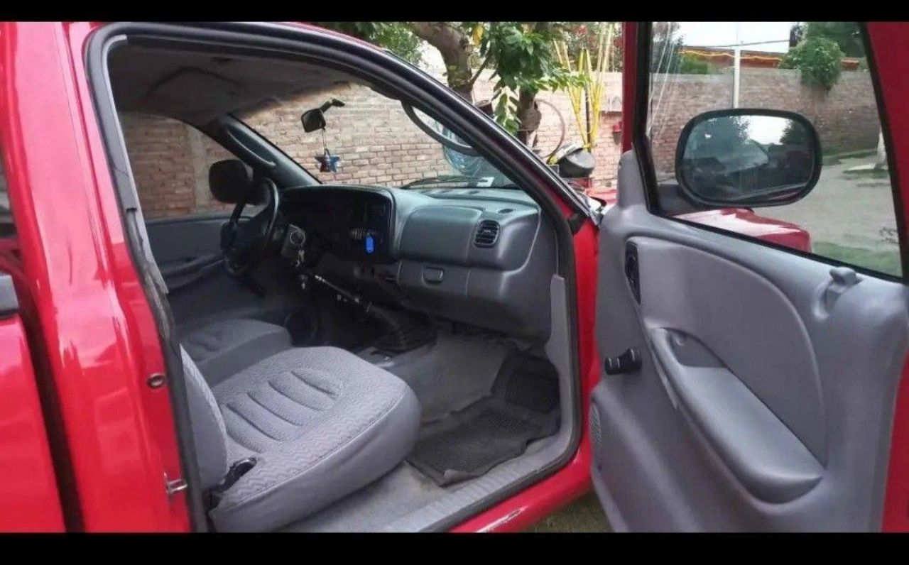 Dodge Dakota Usada en Mendoza, deRuedas