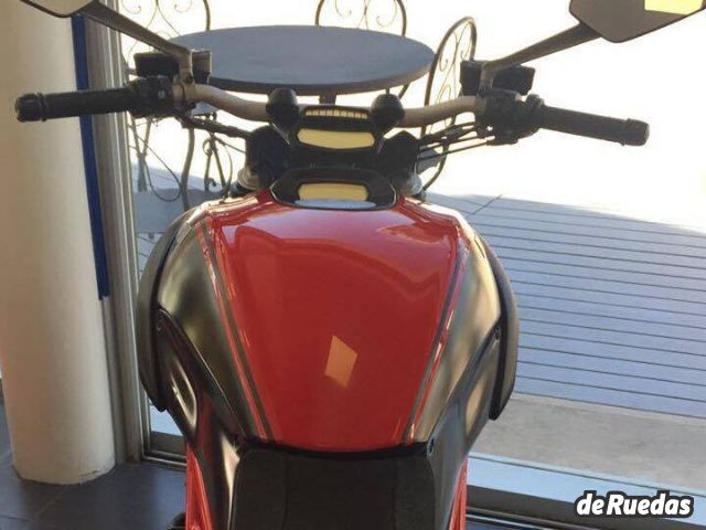 Ducati Diavel Usada en Mendoza, deRuedas