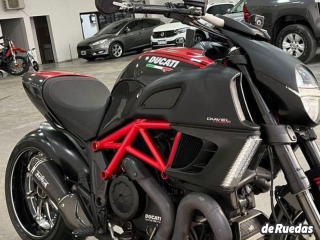 Ducati Diavel Usada en San Juan, deRuedas