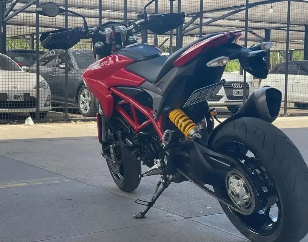 Ducati Hypermotard Usada en Córdoba, deRuedas
