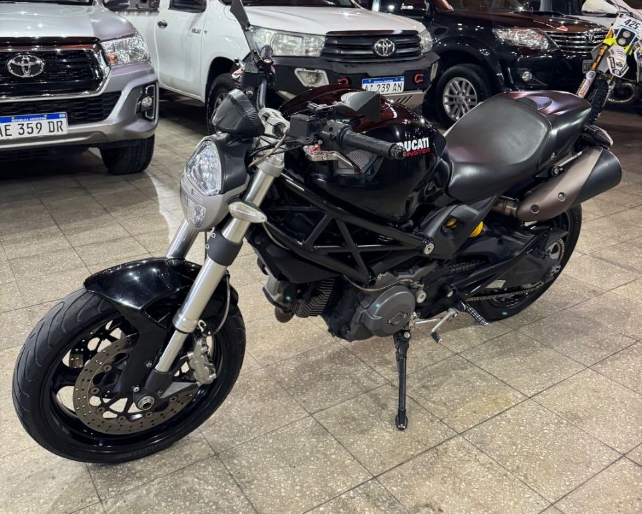 Ducati Monster Usada en San Juan, deRuedas