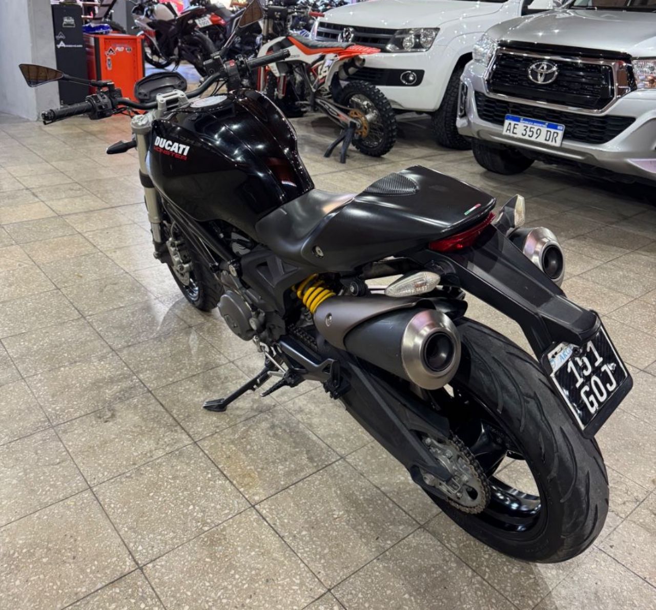 Ducati Monster Usada en San Juan, deRuedas
