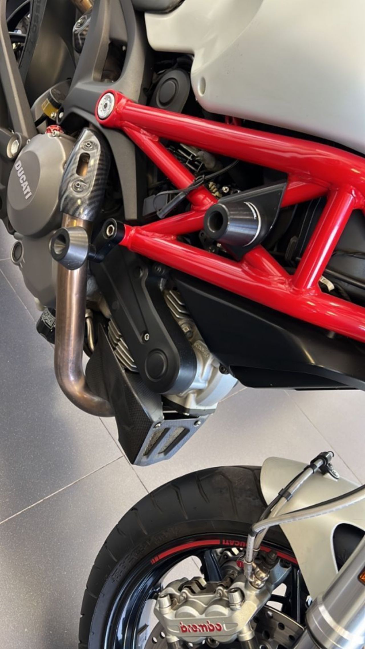 Ducati Monster Usada en Mendoza, deRuedas