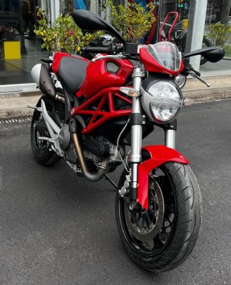 Ducati Monster Usada en Mendoza