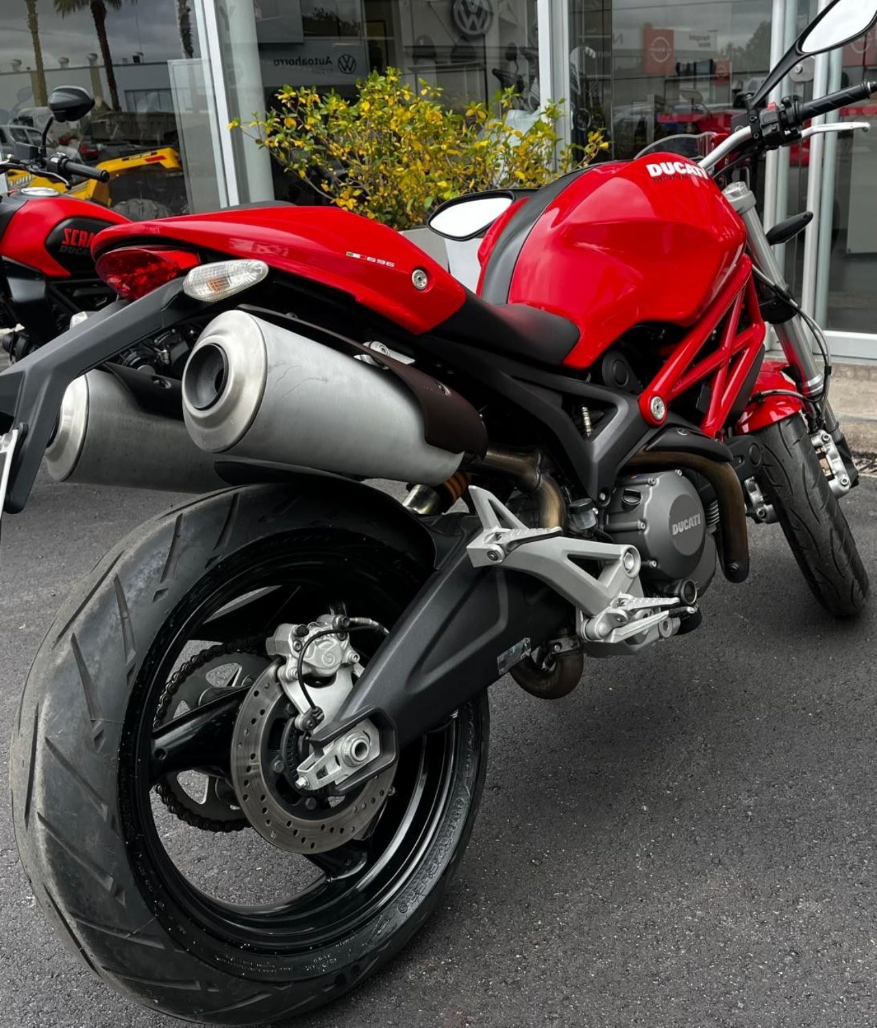 Ducati Monster Usada en Mendoza, deRuedas