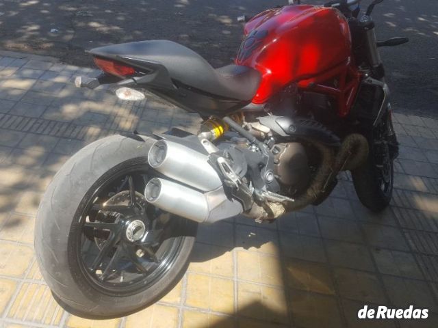 Ducati Monster Usada en Mendoza, deRuedas