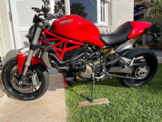 Ducati Monster Usada en Mendoza