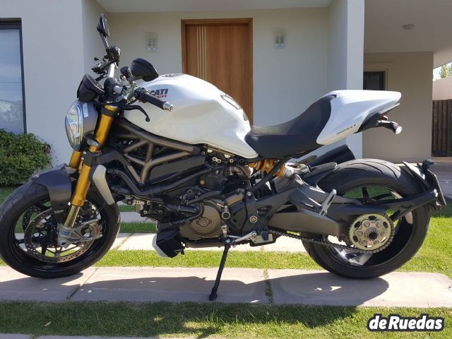 Ducati Monster Usada en Mendoza, deRuedas