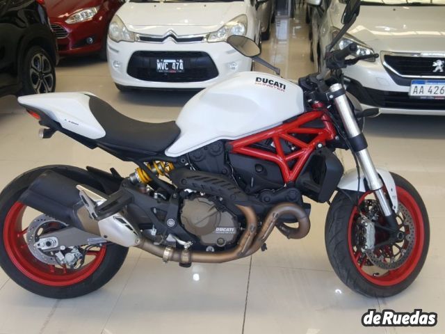 Ducati Monster Usada en Mendoza, deRuedas