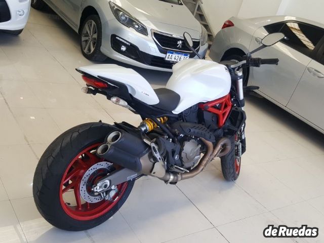 Ducati Monster Usada en Mendoza, deRuedas