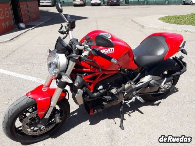 Ducati Monster Usada en Mendoza, deRuedas