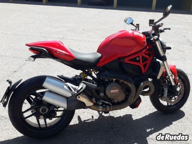 Ducati Monster Usada en Mendoza, deRuedas