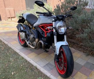 Ducati Monster Usada en Mendoza