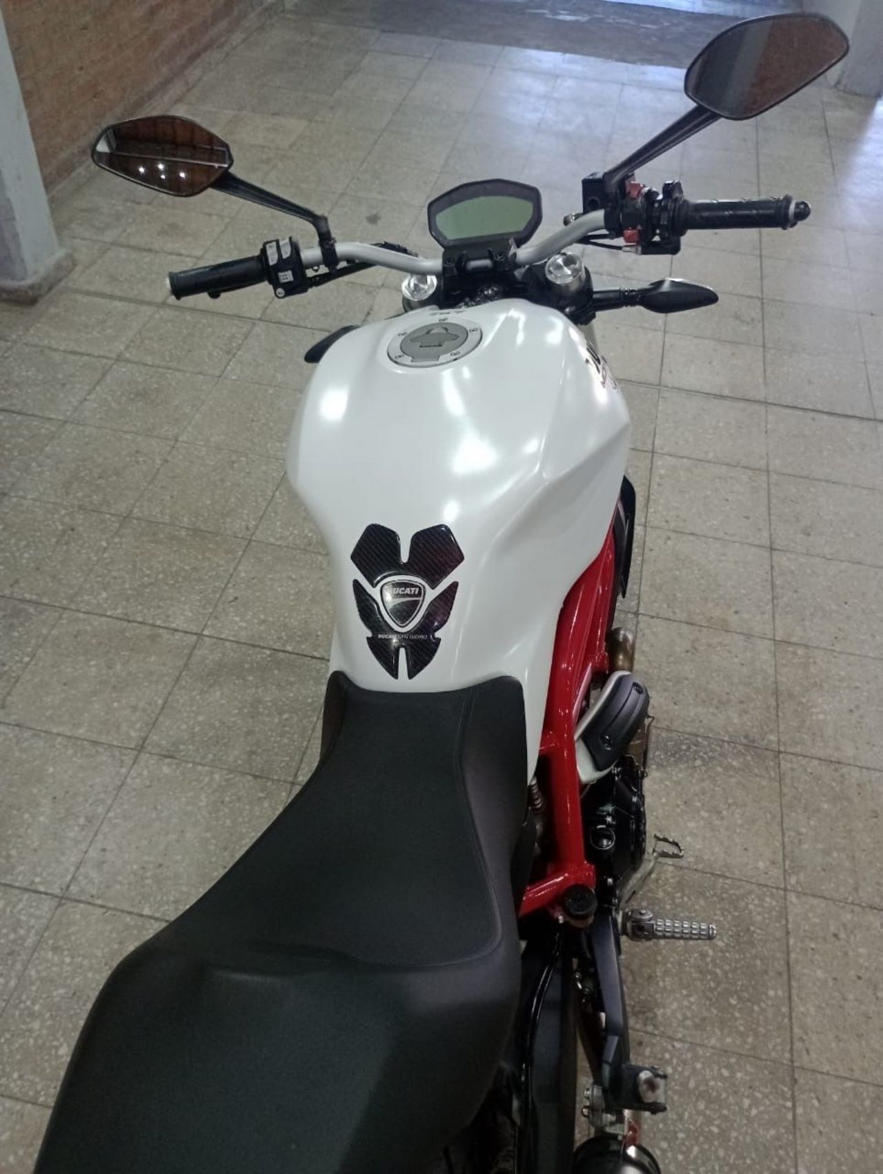 Ducati Monster Usada en San Juan, deRuedas