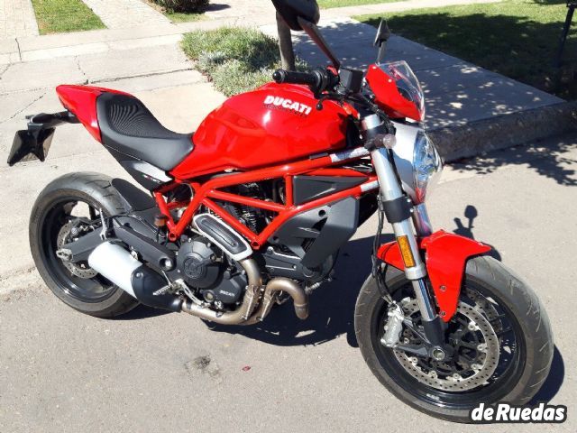 Ducati Monster Usada en Mendoza, deRuedas