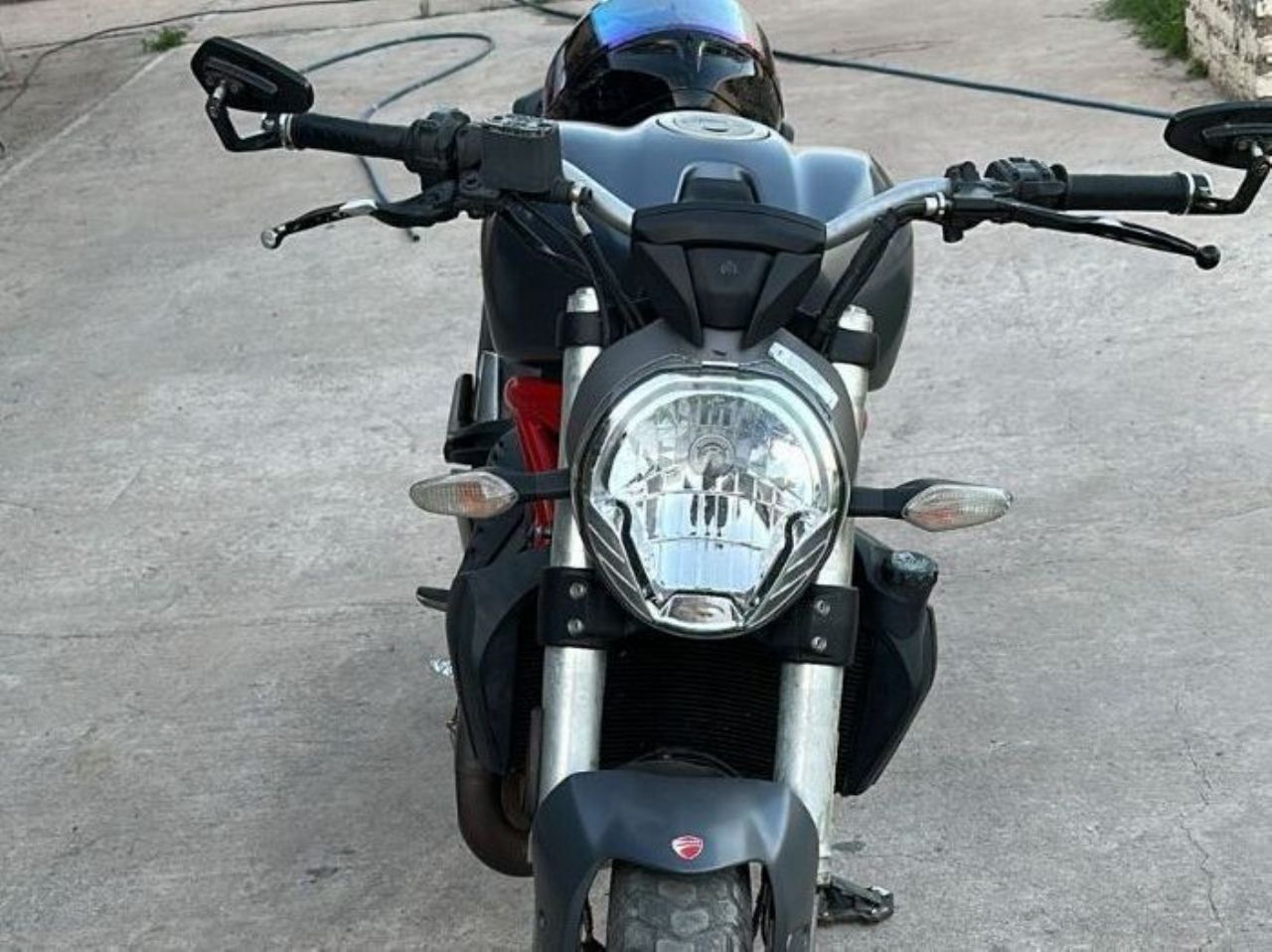 Ducati Monster Usada en Mendoza, deRuedas