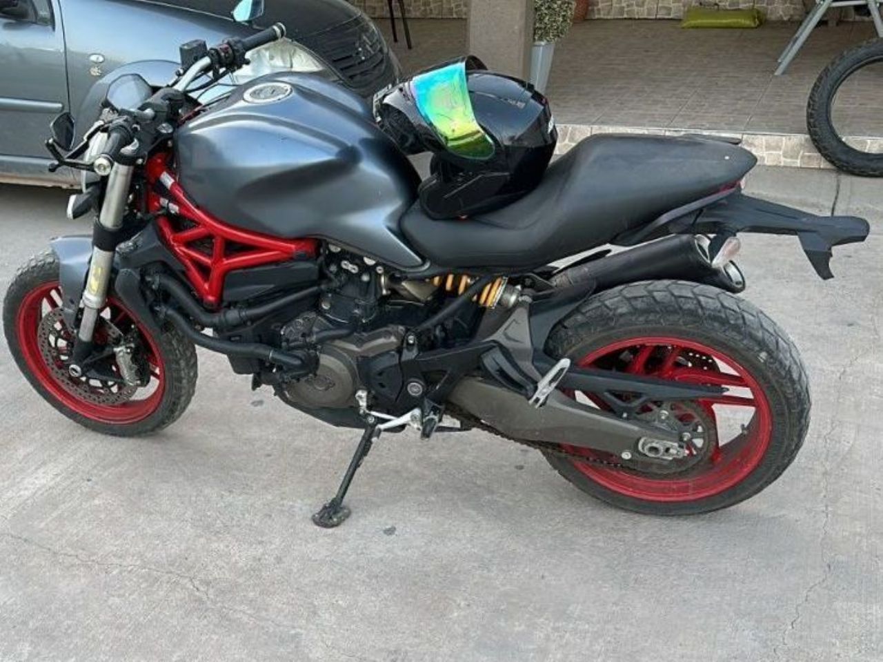 Ducati Monster Usada en Mendoza, deRuedas