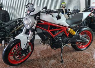 Ducati Monster Usada en Mendoza