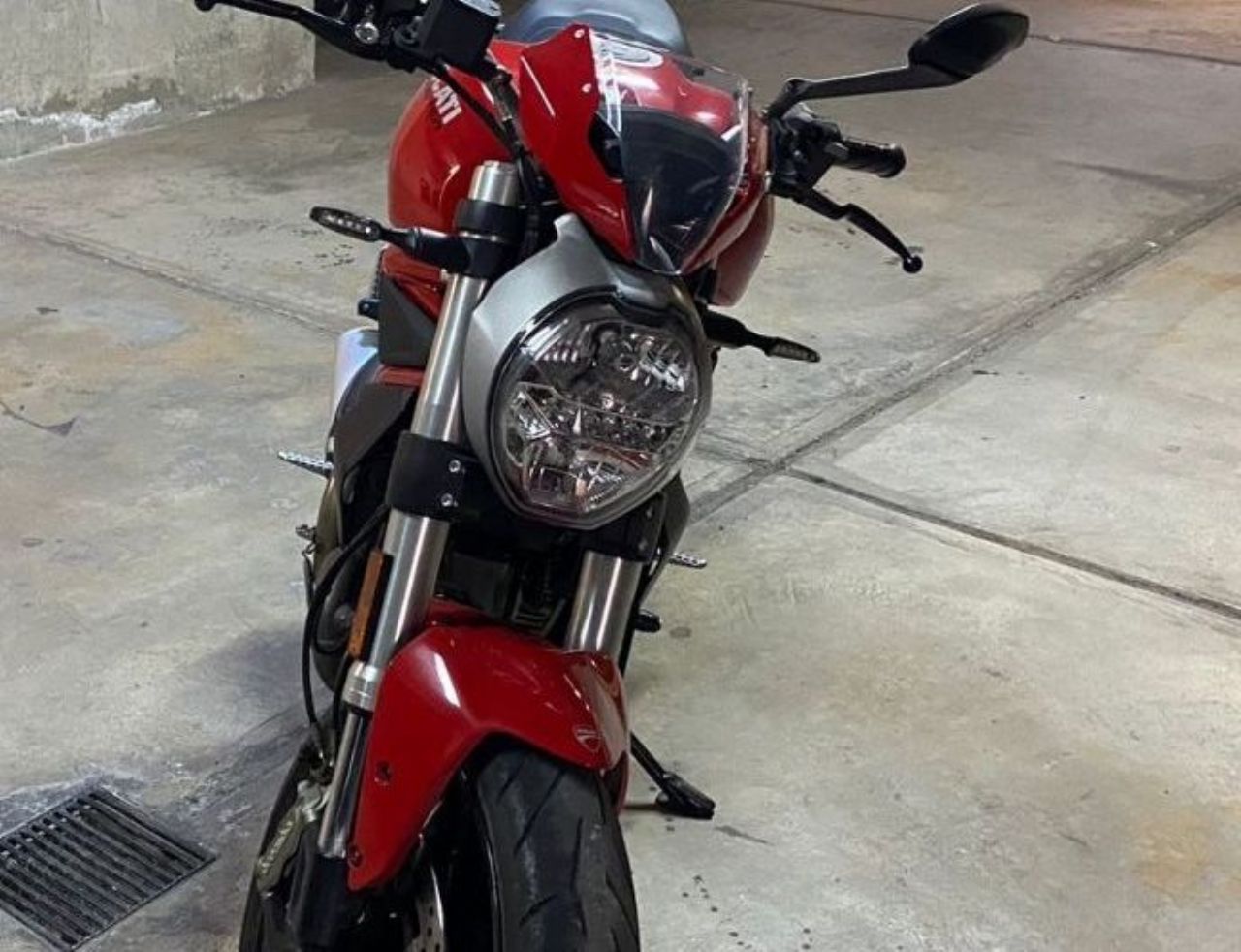 Ducati Monster Usada en Mendoza, deRuedas