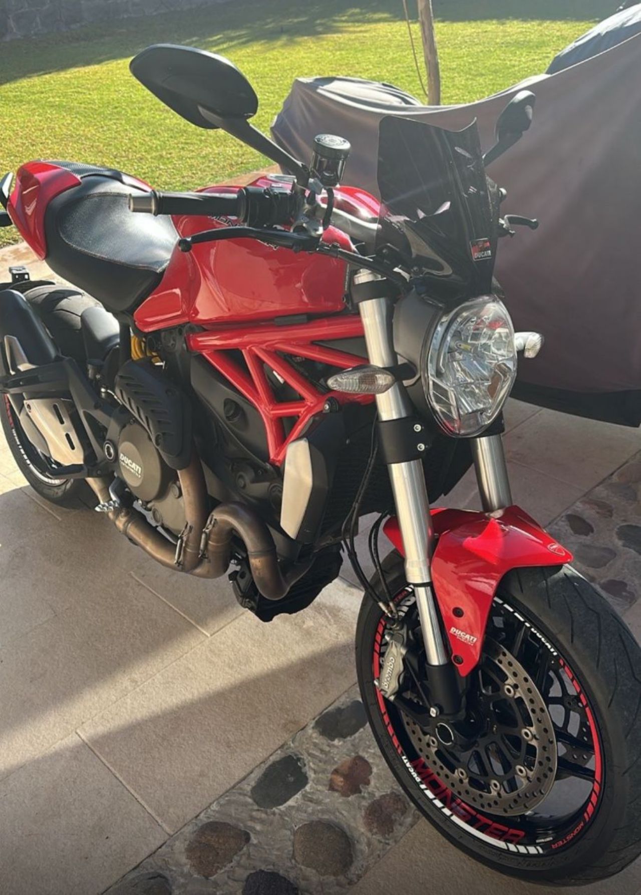 Ducati Monster Usada en Mendoza, deRuedas