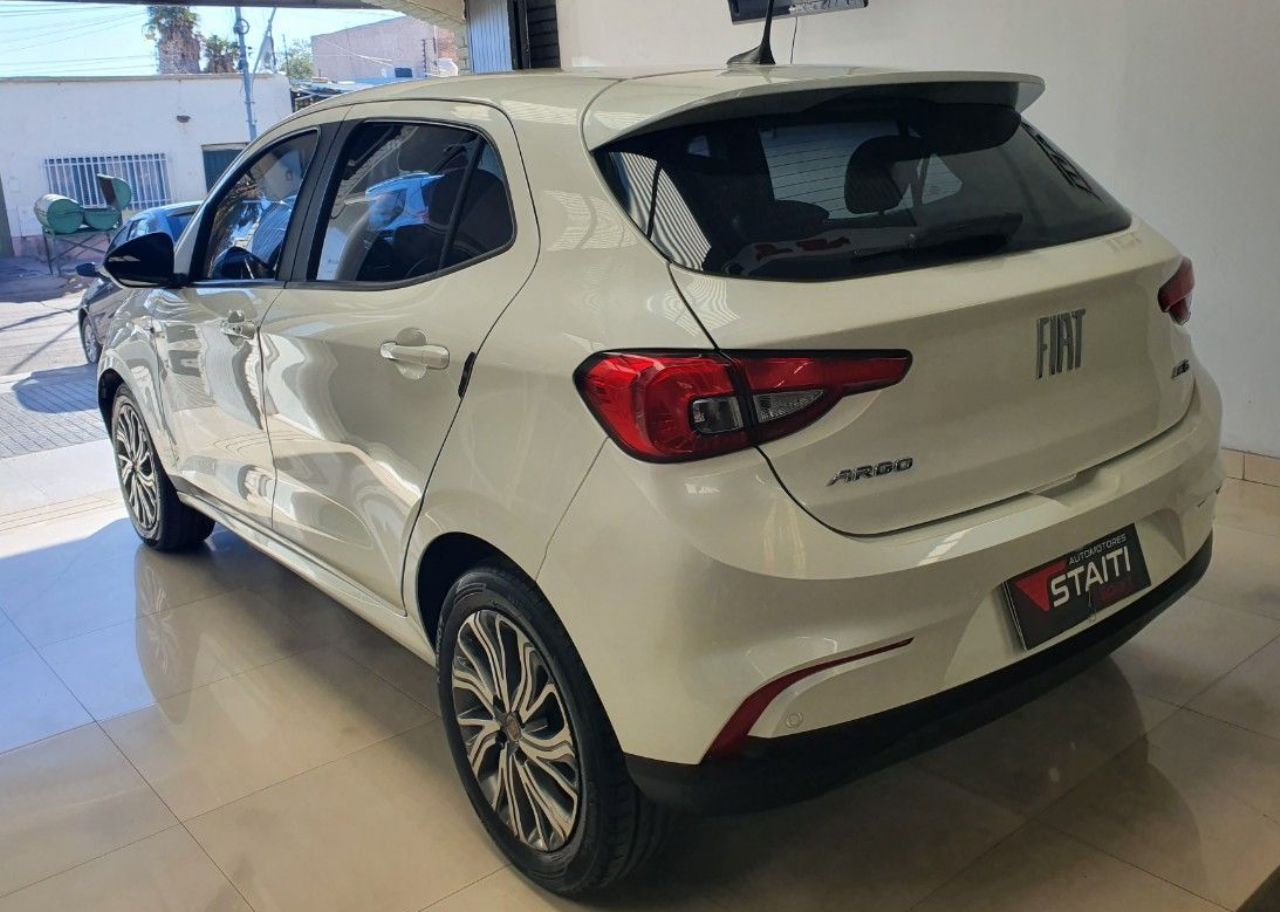 Fiat Argo Usado Financiado en Mendoza, deRuedas