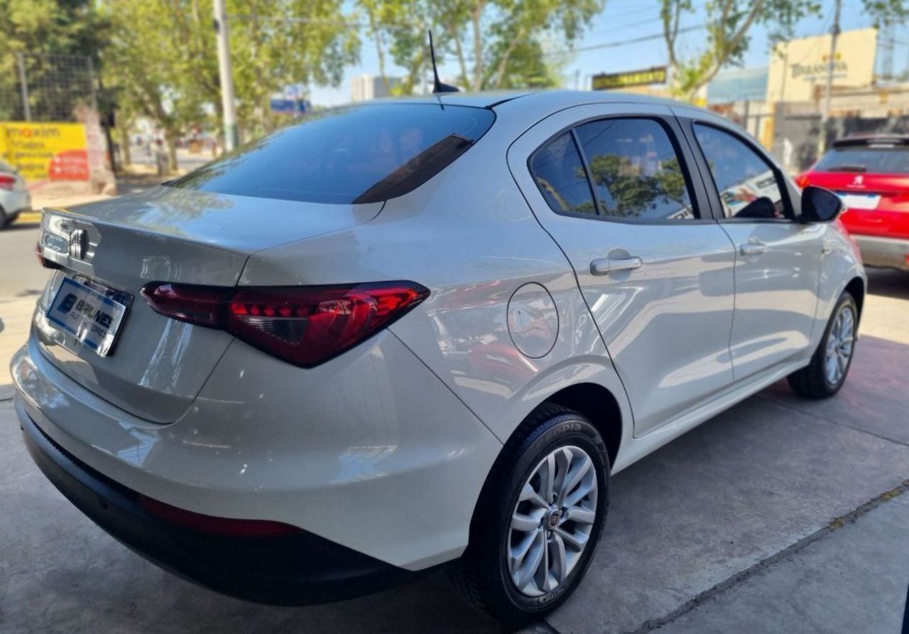 Fiat Cronos Usado en Mendoza, deRuedas