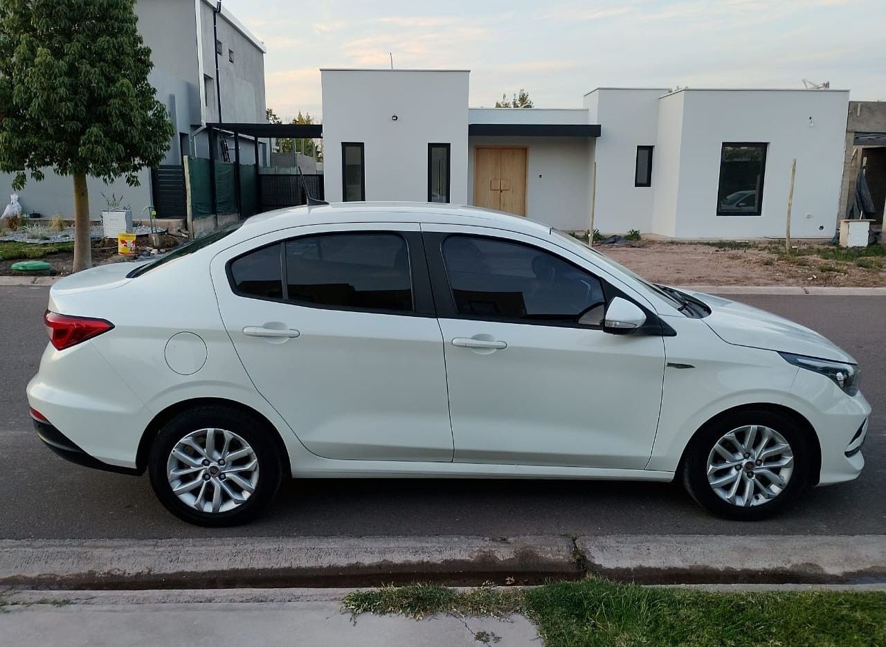 Fiat Cronos Usado en Mendoza, deRuedas