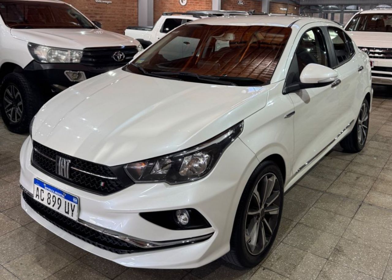 Fiat Cronos Usado Financiado en San Juan, deRuedas